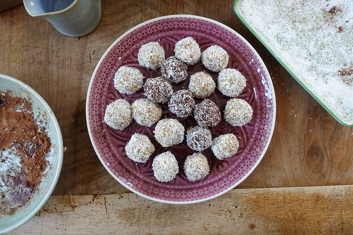 Stillkugeln-Rezept-Mutter-Stillzeit-Rohkost