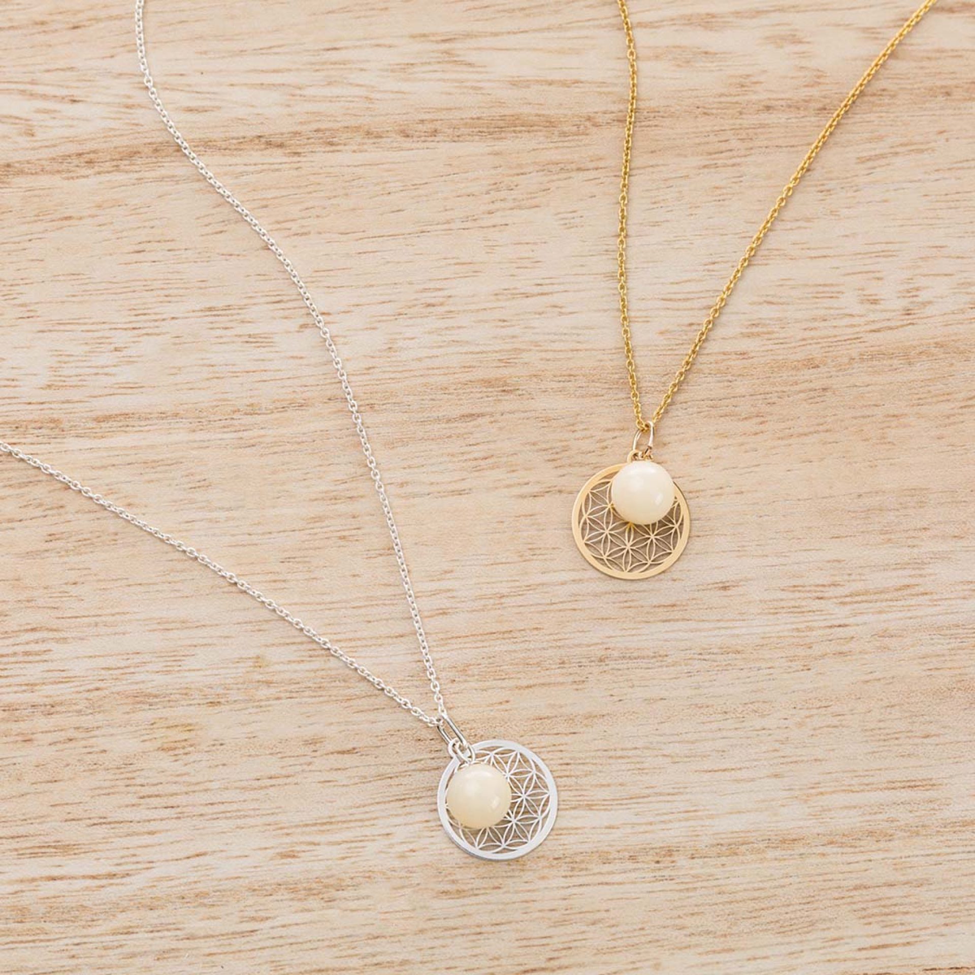 Magnolia-Halskette-Gold-Silber-Lebensblume-Muttermilch-Perle