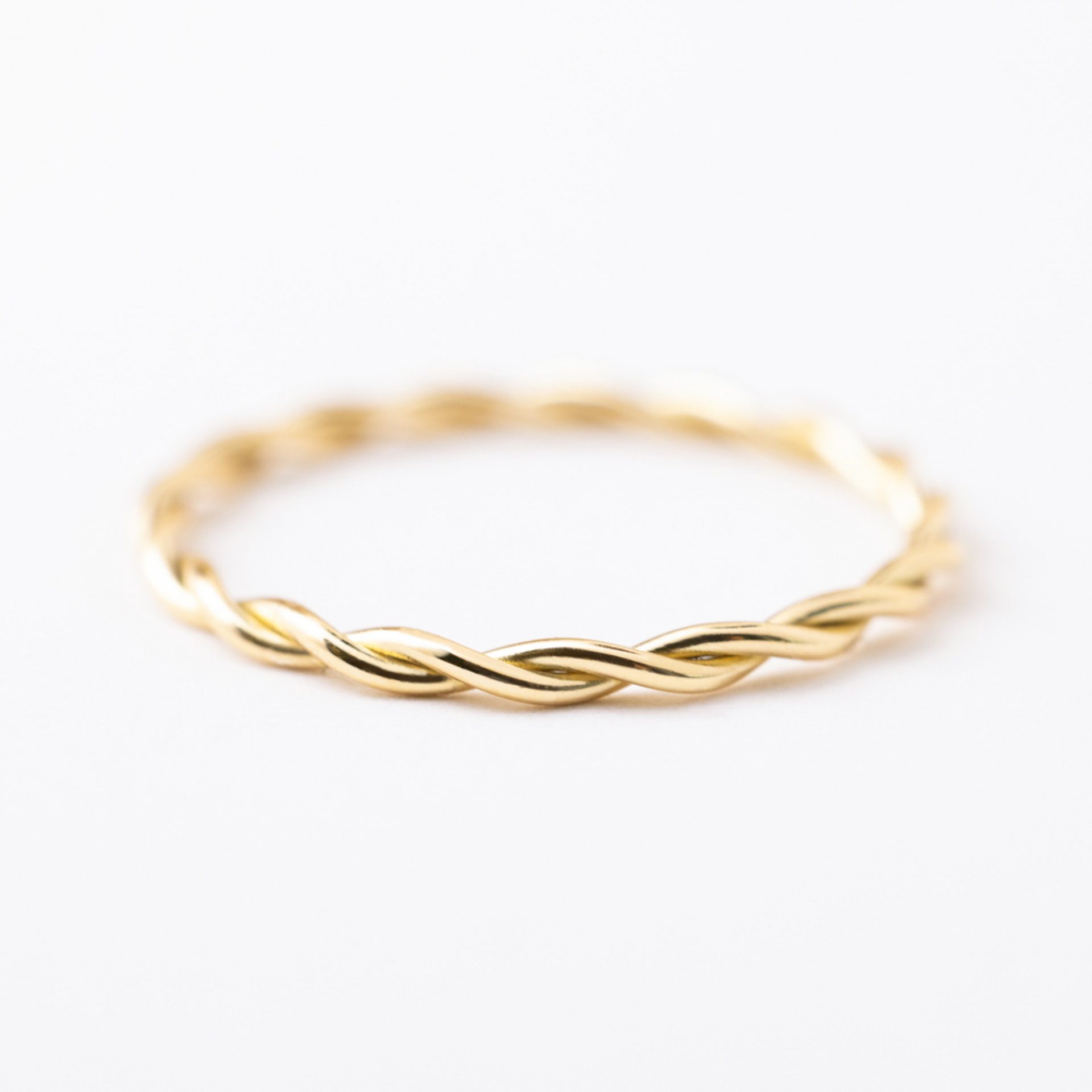 Twist_Kordelring_Gelbgold_Echtgoldring-Verlobung-winterthur-2