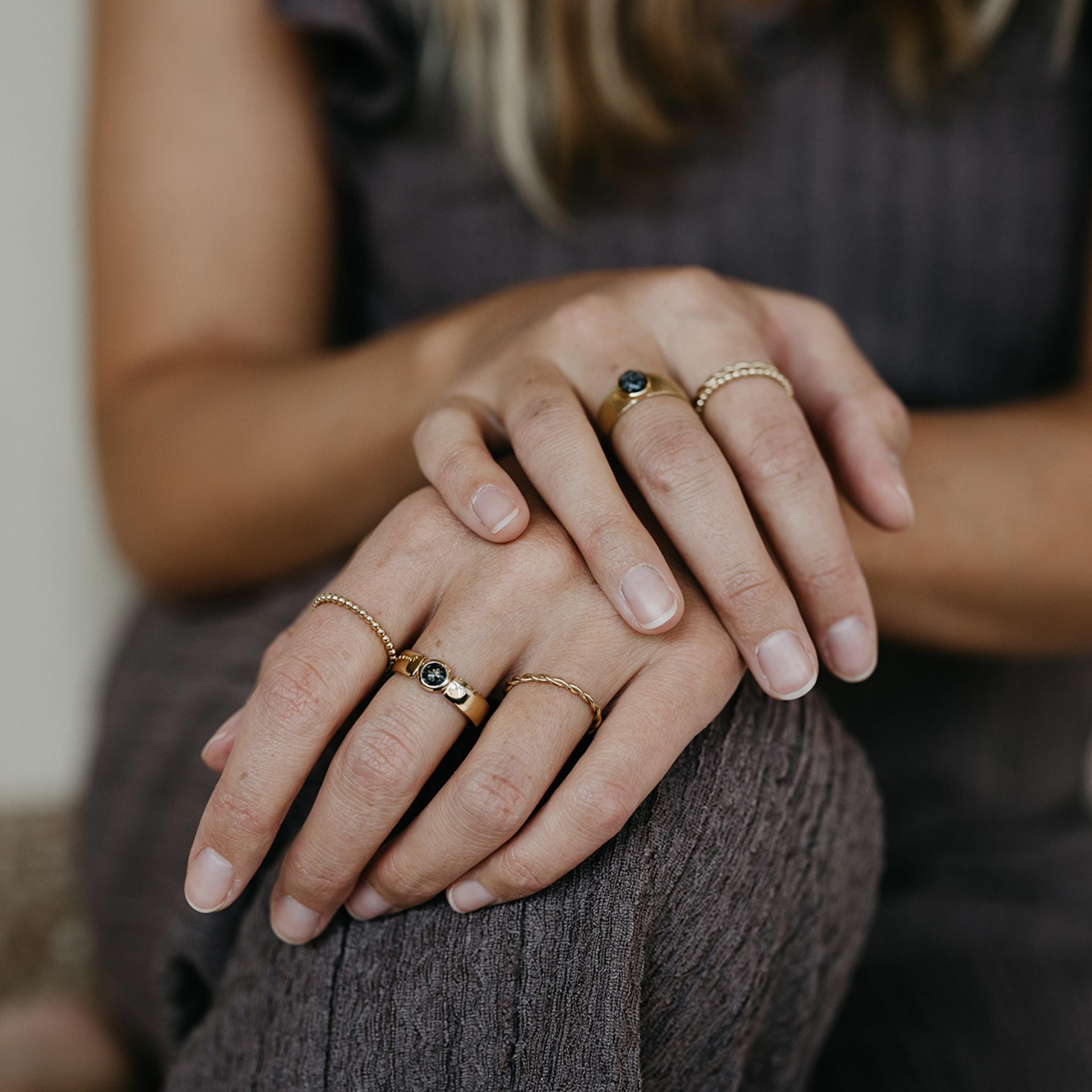 Damenring Erinnerung an Verstorbene aus Asche oder Haar Schmuck